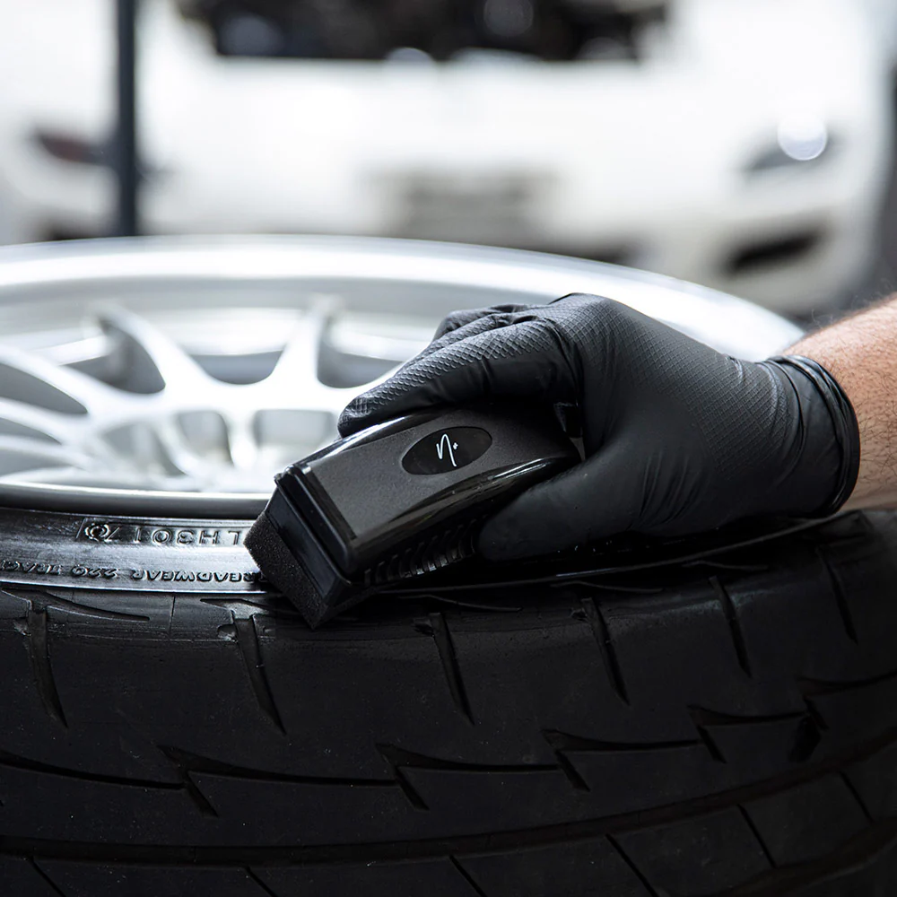 Nv Tyre Dressing Applicator Maintenance Pack - Image 3